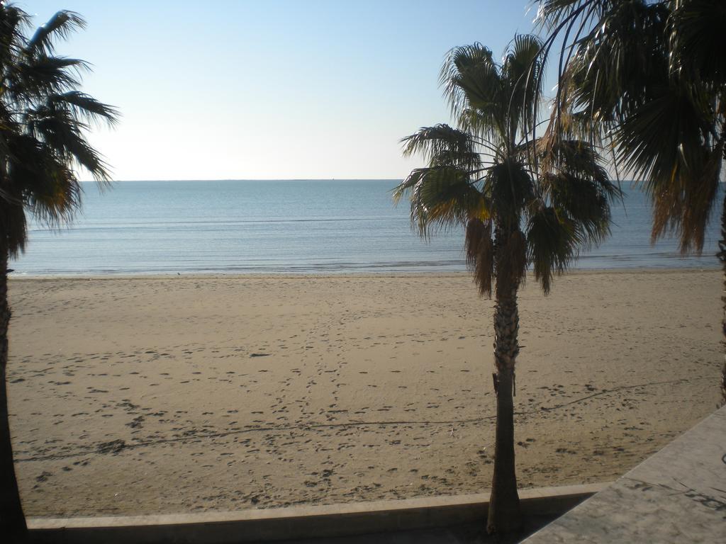 Piscina Mar 1 Villa Sant Carles De La Rapita Luaran gambar